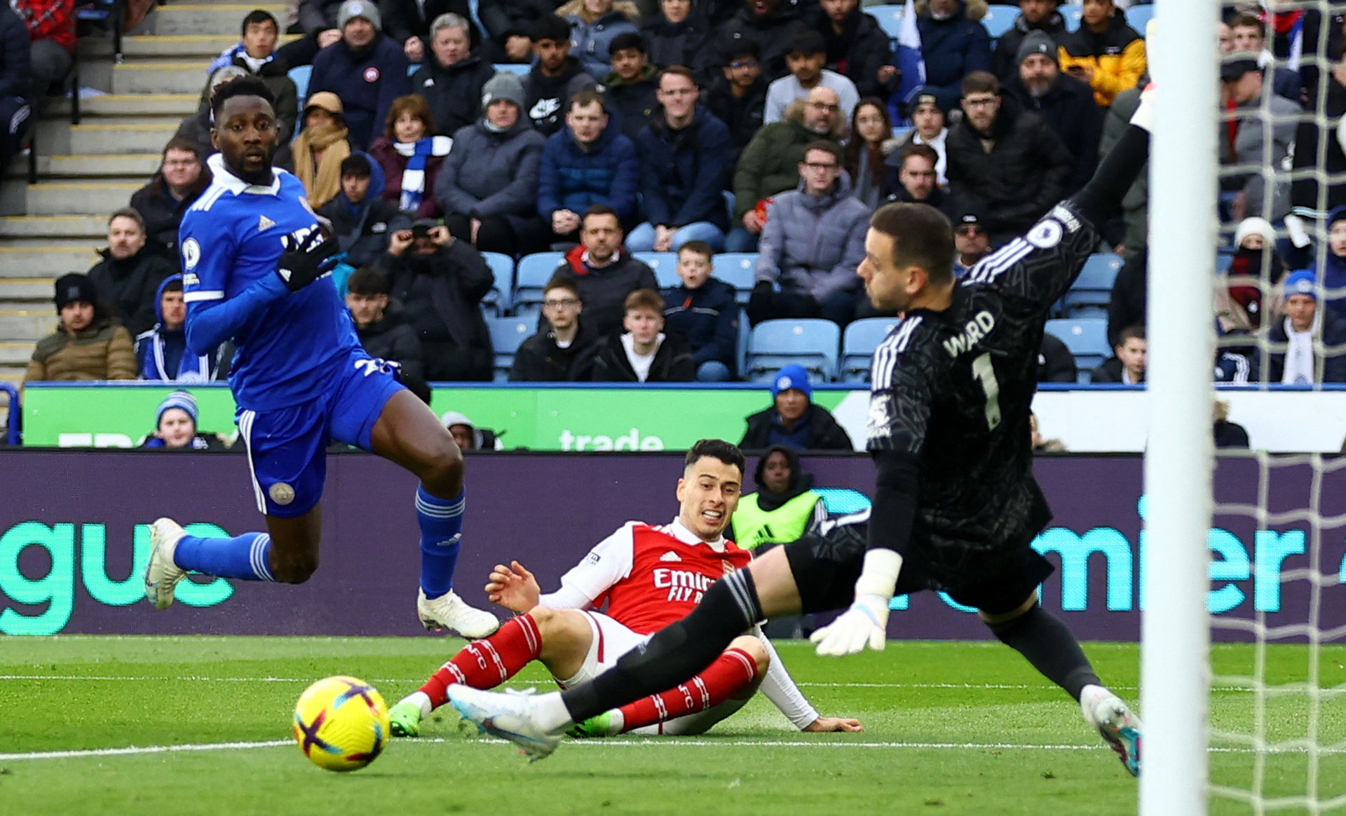 米兰继续争 米兰继续争